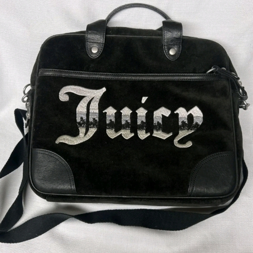 New with tags Juicy Couture Rare Velvet Leather Handles Y2K Bag Deadstock
